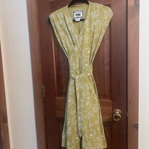 Effie's Heart Mustard Floral Midi Dress